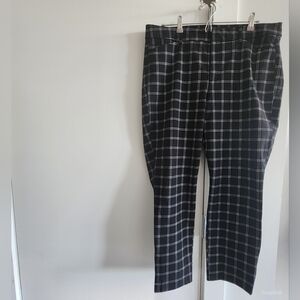 New Old Navy Pixie Ankle Pants